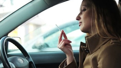 Le sigarette inquinano più dei Diesel, lo studio dell'Istituto Tumori di Milano