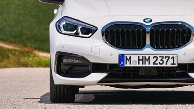 Auto con targa estera: norme più severe per i “furbetti”