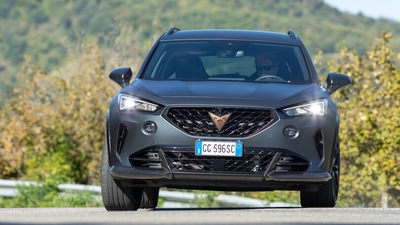Cupra Formentor VZ5, la prova del super Suv a 5 cilindri