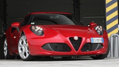 Auto nostalgia: Alfa Romeo 4C, Biscione bollente