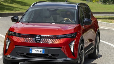 Su Auto in edicola: Renault Scenic, dietro le quinte dell'Auto dell'Anno