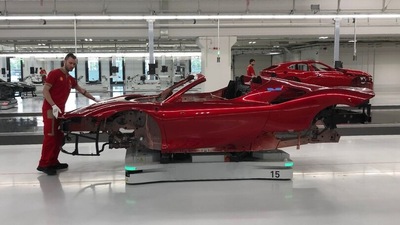 Ferrari e-building, la flessibilità e l’Europa che si deve svegliare