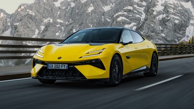 Lotus Emeya: come è fatto e come va il missile elettrico inglese