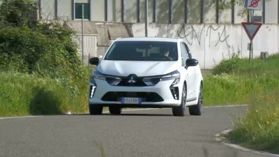 Mitsubishi Colt 1.6 E-Tech: la guida completa all'acquisto