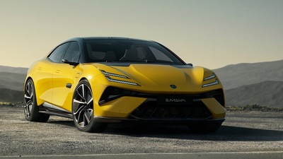 Anche Lotus frena sul solo elettrico, arriva l’Hyper Hybrid