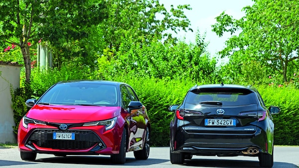 Toyota Corolla Hybrid: berlina o station wagon, quale scegliere?