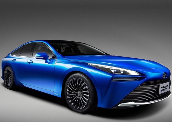 Nuova Toyota Mirai, a Tokyo la seconda generazione