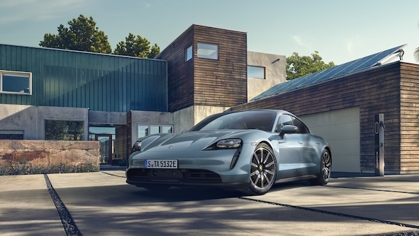 Porsche Taycan 4S, 'entry-level' con due specifiche di batteria