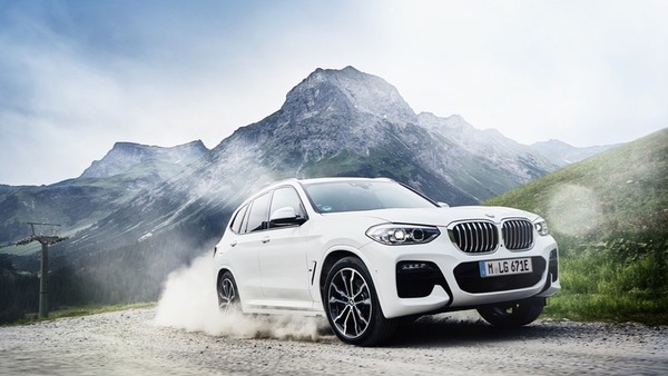 BMW X3 ibrida plug-in, in primavera spazio a xDrive30e