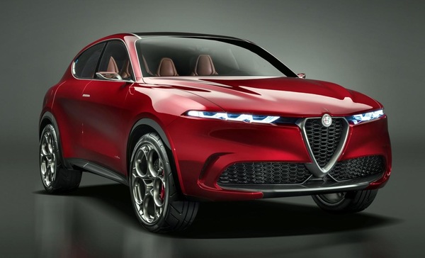 Alfa Tonale debutto ibrido, poi benzina e diesel