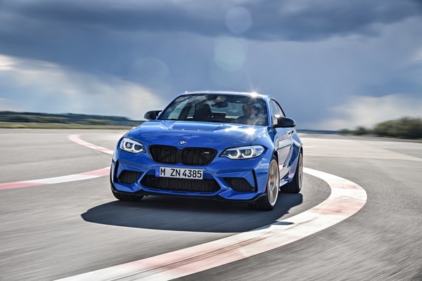 BMW M2 CS, coupé da reparto corse