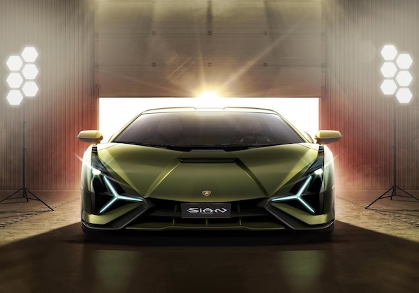 Lamborghini e MIT brevettano i supercondensatori del futuro