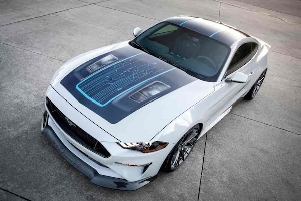 Ford Mustang Lithium, prototipo elettrico da 900 cavalli