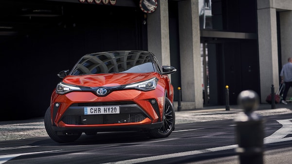 Toyota C-HR: lo show ibrido non si ferma più