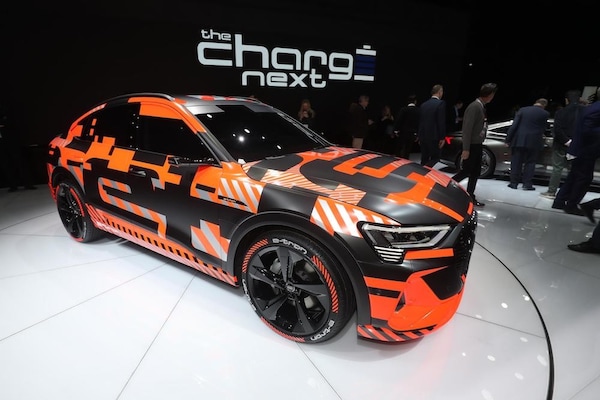 Audi e-tron Sportback debutta al Salone di Los Angeles