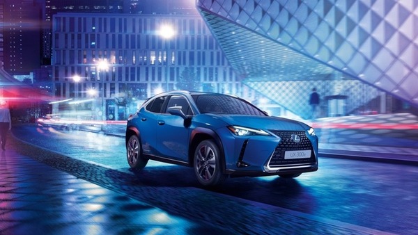 Lexus UX elettrica 300e, esplorazione oltre l'ibrido