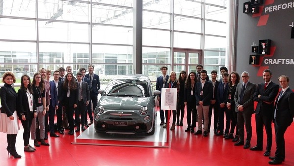 FCA, all’Hack Day il futuro della mobilità