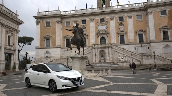 Nissan Leaf, auto ufficiale dell’Acea Run Rome The Marathon
