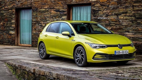 Nuova Volkswagen Golf GTI, sfuggita la prima immagine