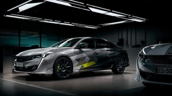 508 Peugeot Sport Engineered verso la serie