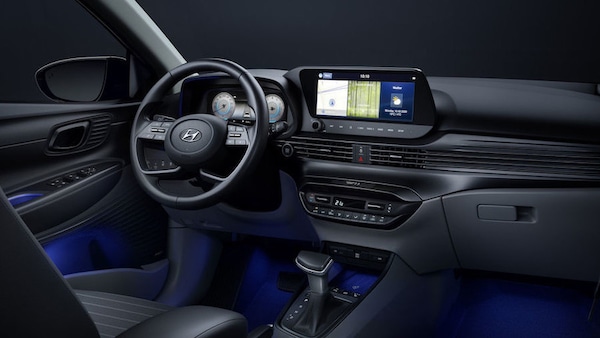 Nuova Hyundai i20, display e volante spiccano all'interno