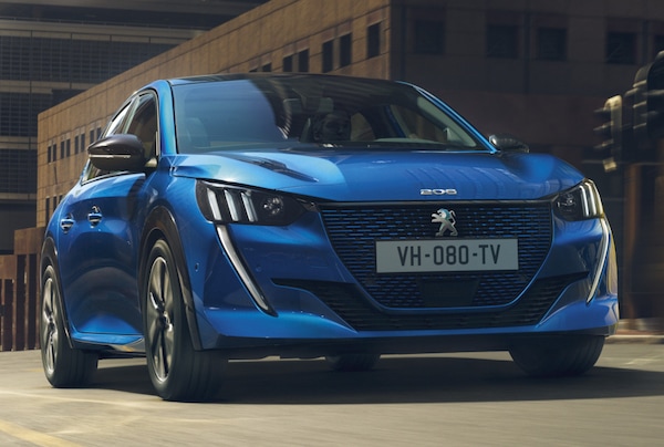 Peugeot 208 è Car Of The Year 2020