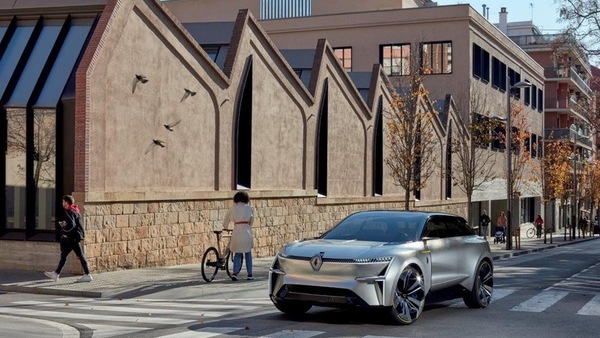 Renault, Casa della Losanga vicino ai clienti