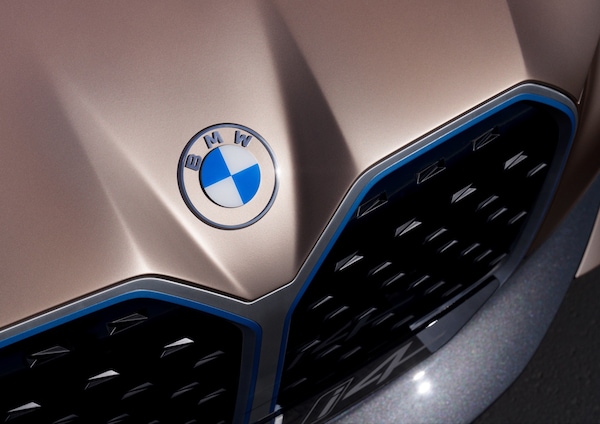 BMW, investire per ripartire