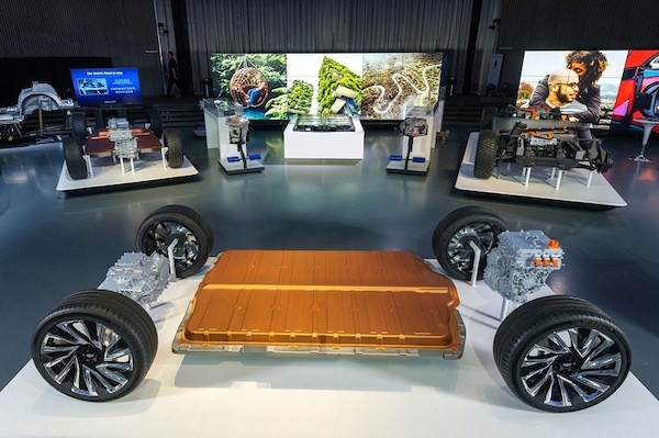 Honda e GM, due auto elettriche su piattaforma EV nel 2023