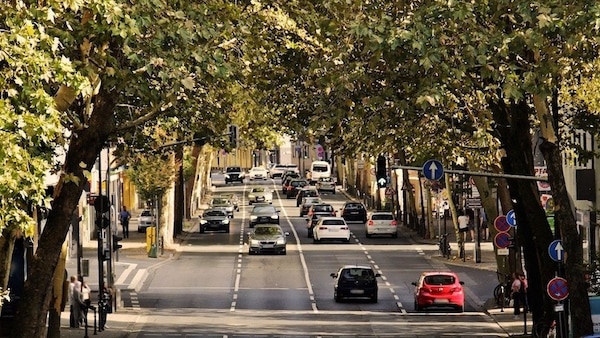 Mercato auto Italia, Unrae: la stima ad aprile è un -98%