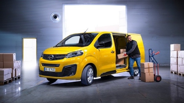 Opel Vivaro-e, viva l'elettrico commerciale leggero