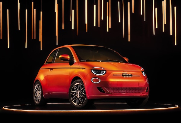 Fiat e le auto elettriche: otto pillole con la nuova 500 per scoprirne tutti i vantaggi VIDEO