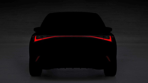 Nuova Lexus IS, inizia il conto alla rovescia
