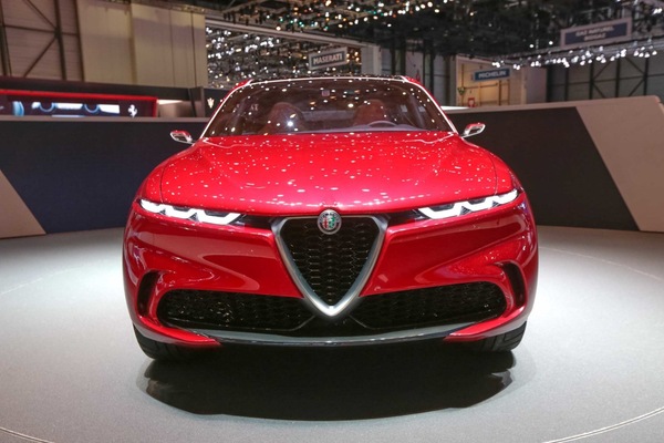 Alfa Romeo Tonale, sotto il vestito i FireFly