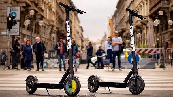 Sondaggio: cosa ne pensate della nuova moda dei monopattini elettrici?