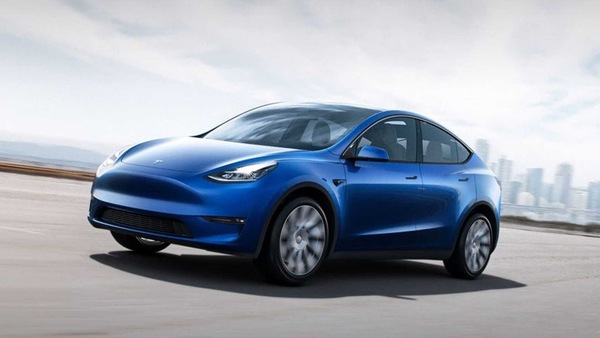 Tesla Model Y, prezzo negli USA sotto la soglia dei 50.000 dollari