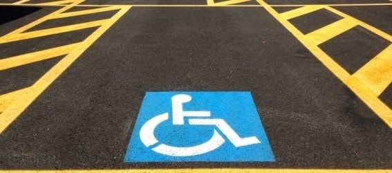 Disabili in auto, circolazione libera nelle ZTL di tutta Italia