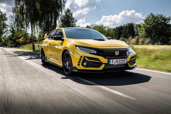 Honda Civic Type R, gamma 2020 tra strada e pista