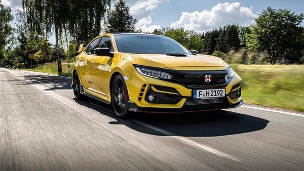 Honda Civic Type R, gamma 2020 tra strada e pista