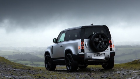 Defender P400e ibrido plug-in: foto