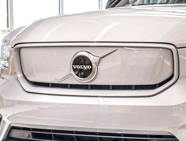 Volvo, baby SUV in arrivo entro il 2021