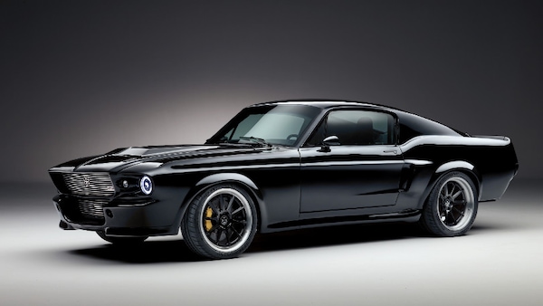 Ford Mustang, la Eleanor del '67 diventa elettrica in Inghilterra