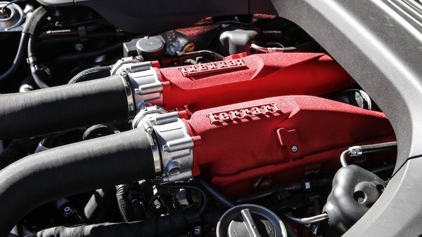 Ferrari, l'ibrido V6 torna in pista a Fiorano