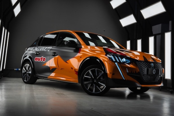 Ecco la nostra Peugeot 208 elettrica per Halloweeninauto