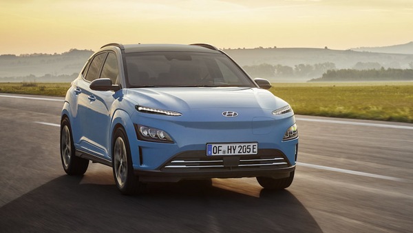 Hyundai Kona elettrica, il restyling migliora frontale e Adas