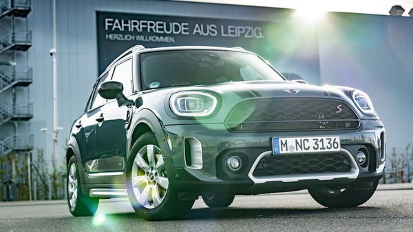 Nuova MINI Countryman, c'è la data del debutto