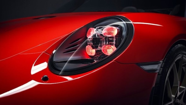 Nuova Porsche 911 GT3, cavalli e zona rossa della Speedster