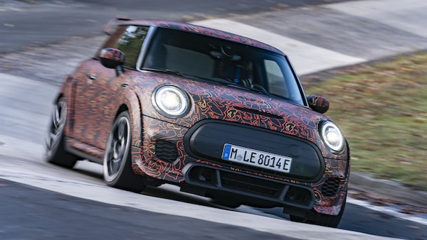 MINI John Cooper Works, elettrica all'orizzonte