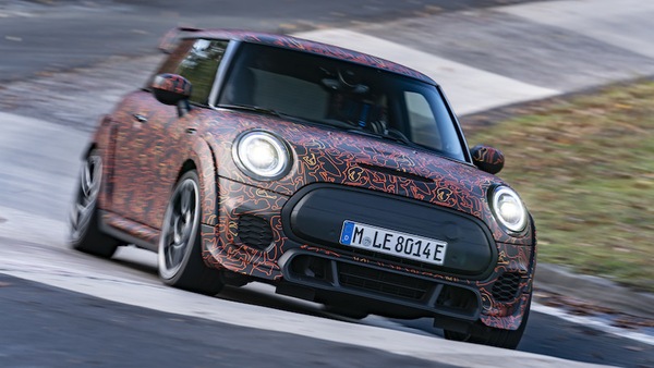 MINI John Cooper Works, elettrica all'orizzonte