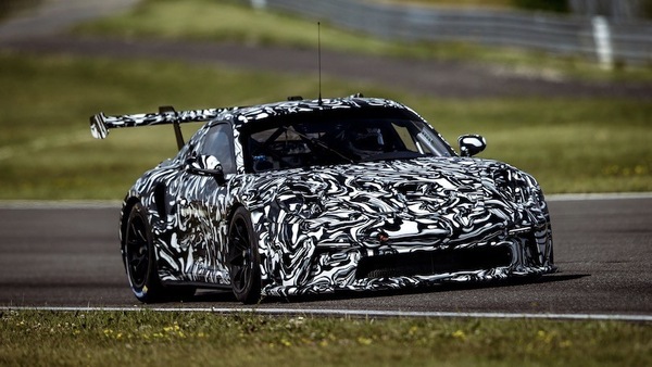 Nuova Porsche 911 GT3 Cup, nata per la pista